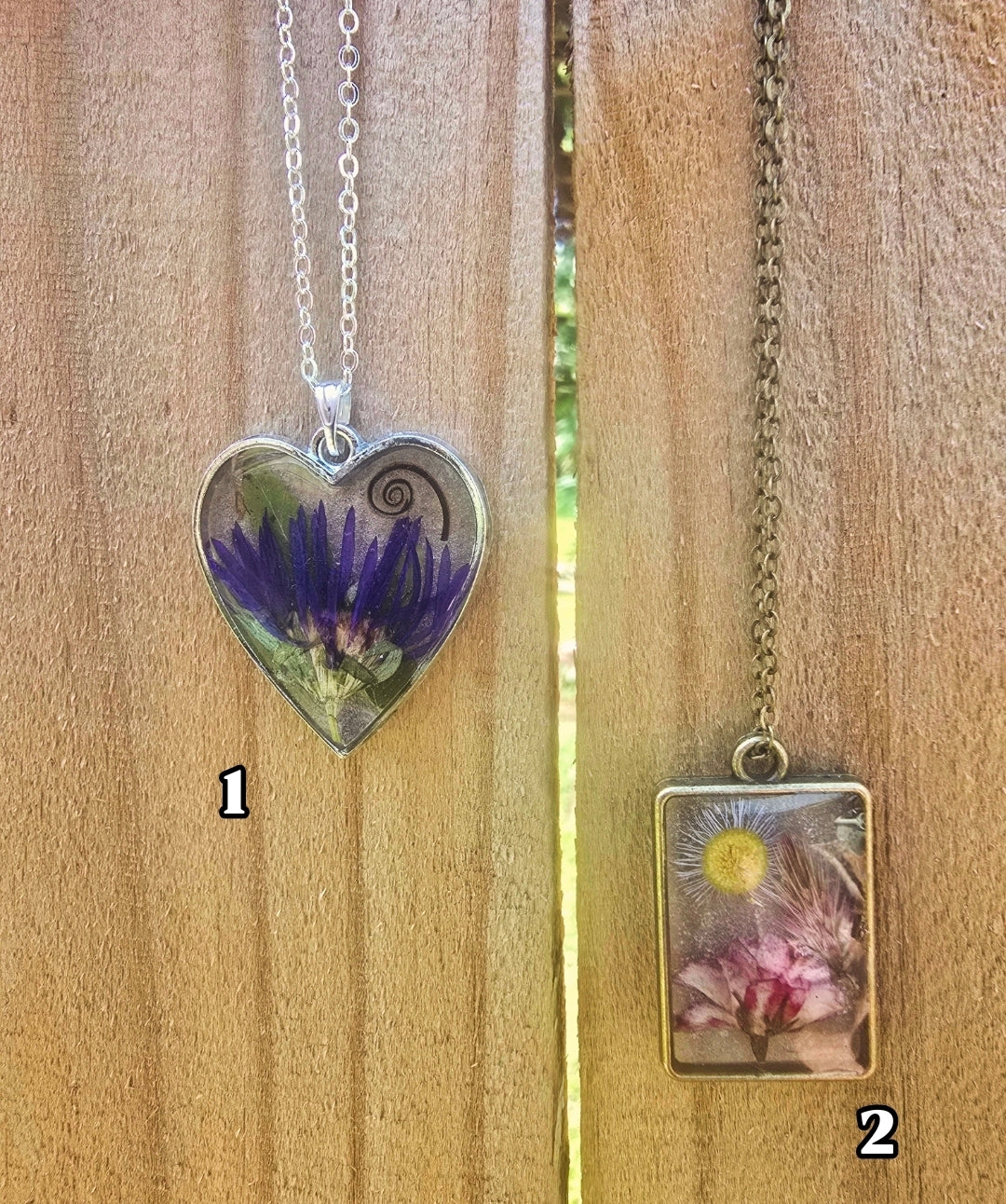 Floral Pendant Necklace